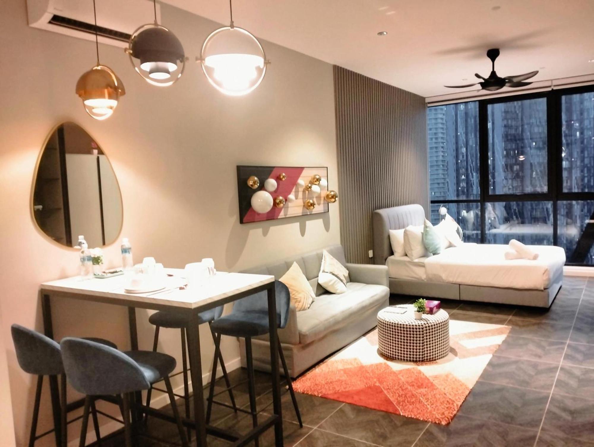 Scarletz Suites Klcc By Signature Apartment 쿠알라룸푸르 외부 사진
