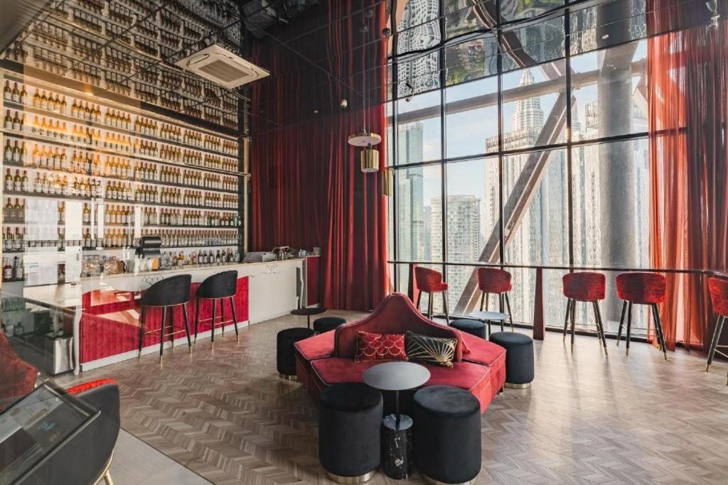 Scarletz Suites Klcc By Signature Apartment 쿠알라룸푸르 외부 사진
