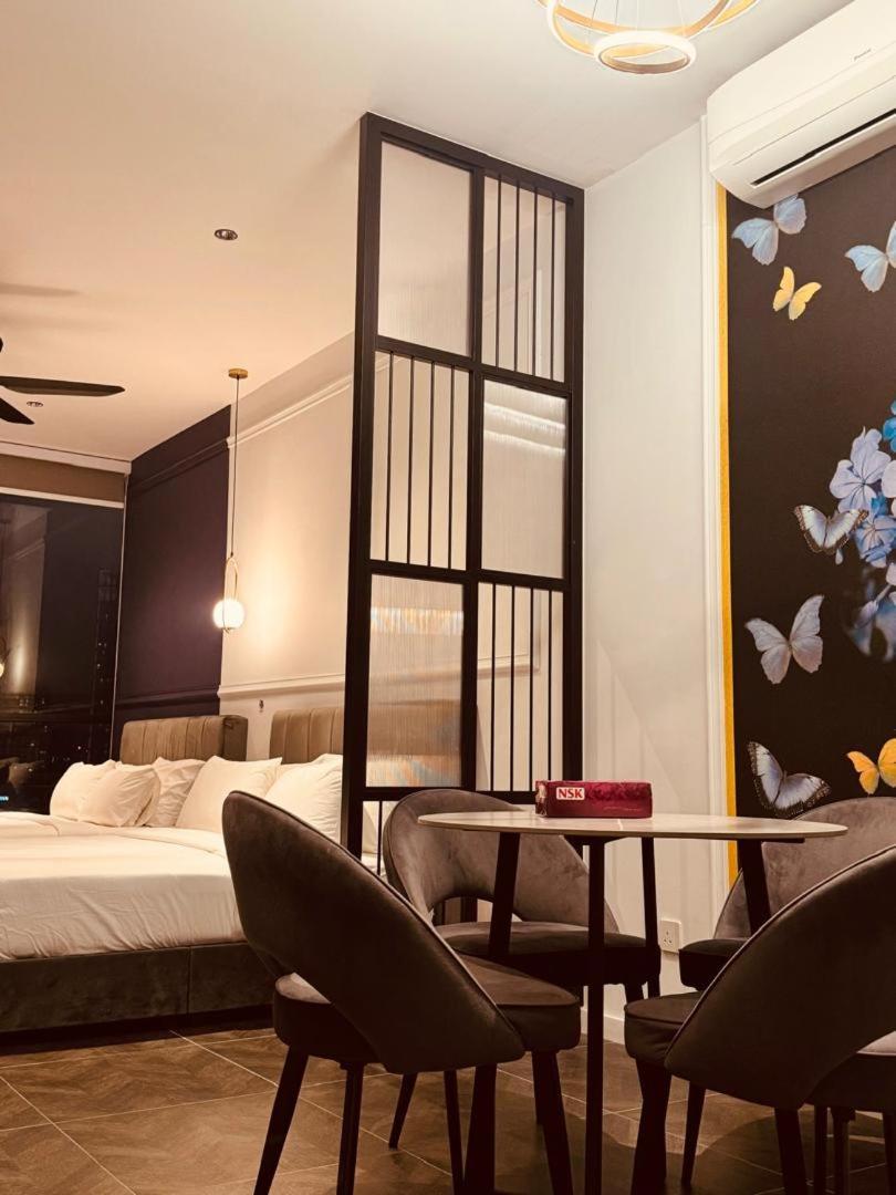Scarletz Suites Klcc By Signature Apartment 쿠알라룸푸르 외부 사진